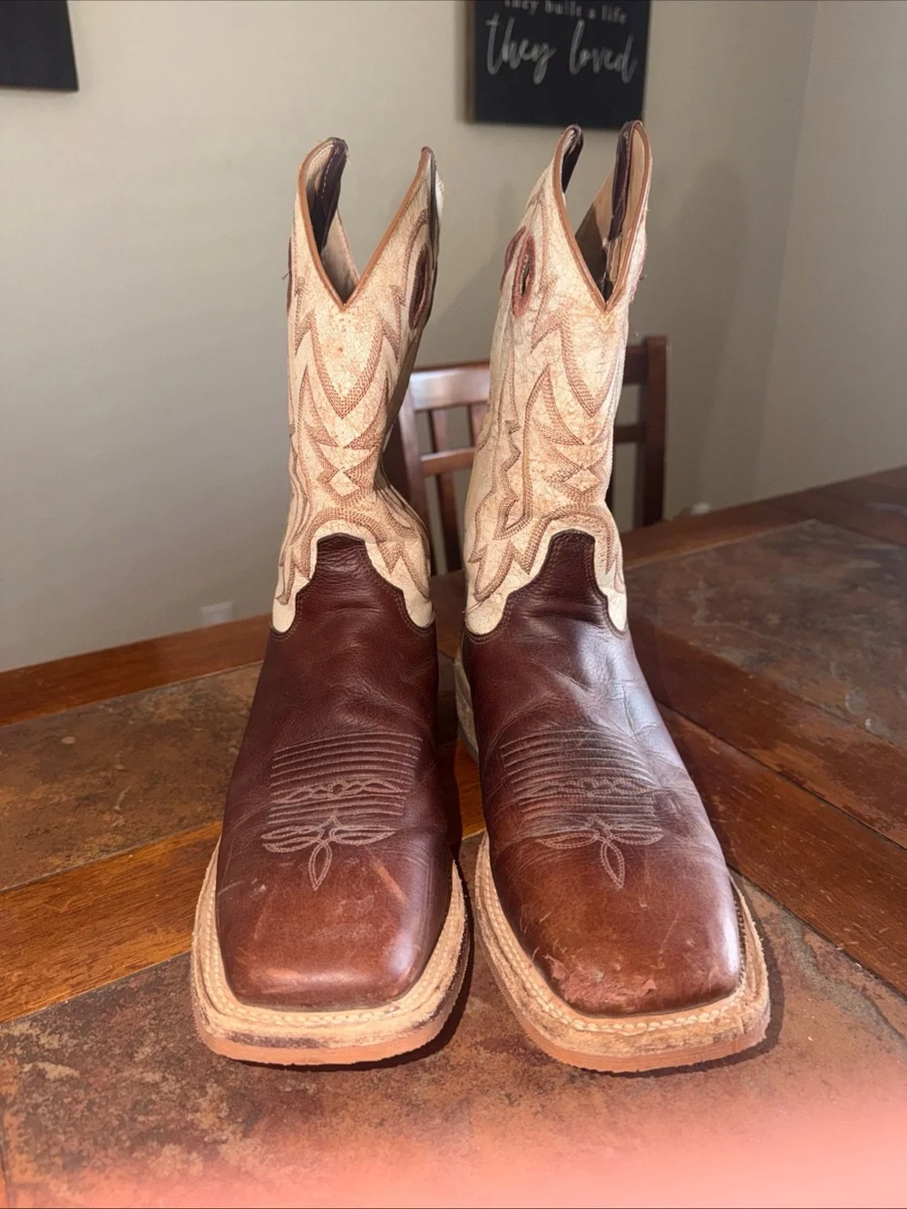 Justin Boots Western Brown Leather Cowboy Boots with Cream Embroidered Shaft